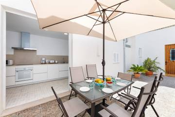 Apartment in Playa del Port de Pollença, Pollença für 8 