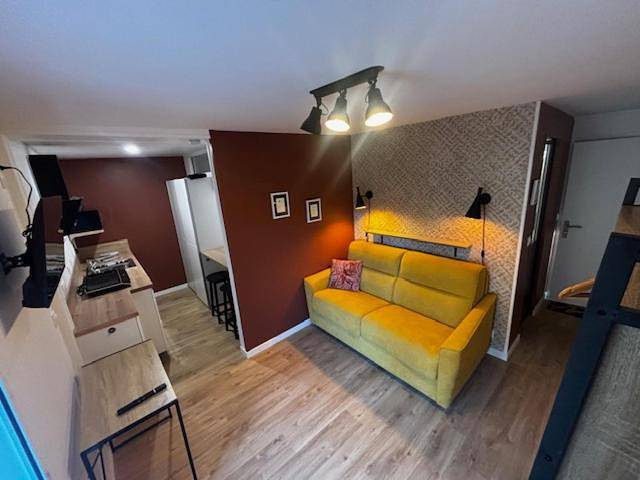 Location de vacances pour 2 personnes, avec jardin à Maillebois