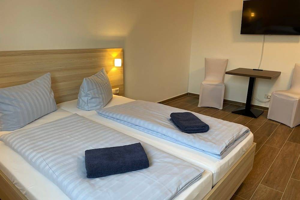 Ganze Wohnung, Gästehaus Doppelzimmer 205 - Lokschuppen Pasewalk- Gästehäuser mit Dz, Ez und in Pasewalk, Vorpommern