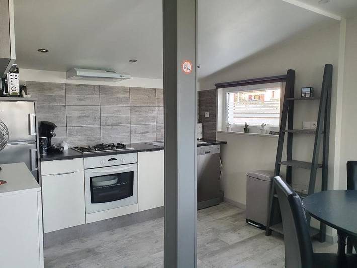 Gîte pour 5 personnes, avec jardin et vue, animaux acceptés à Saint-Côme-de-Fresné - 4