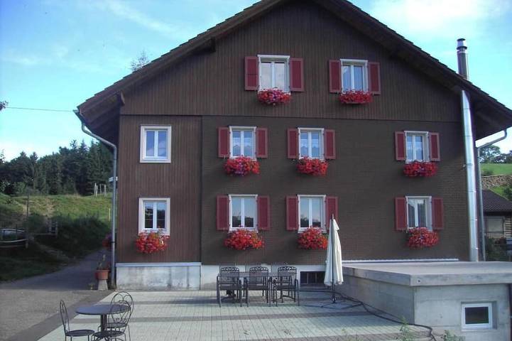 Ferienwohnung für 3 Personen, mit Garten