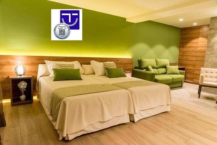Hôtel pour 2 personnes, avec Terrasse ainsi que Jacuzzi et Jardin à Las Torres de Cotillas