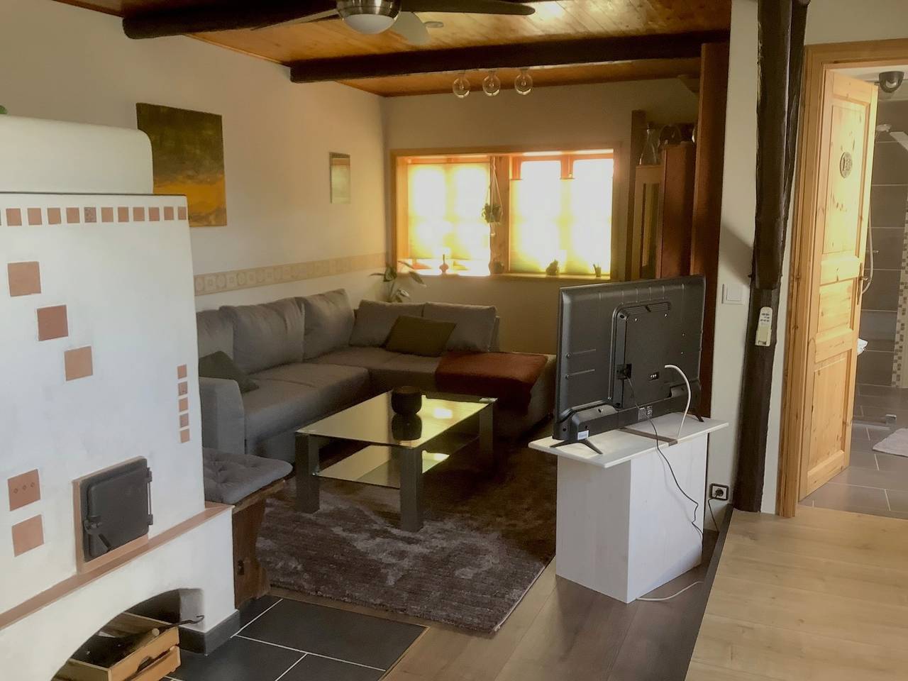 Ganze Ferienwohnung, Rinteln-Loft mit E-Auto-Ladestation in Rinteln, Landkreis Schaumburg