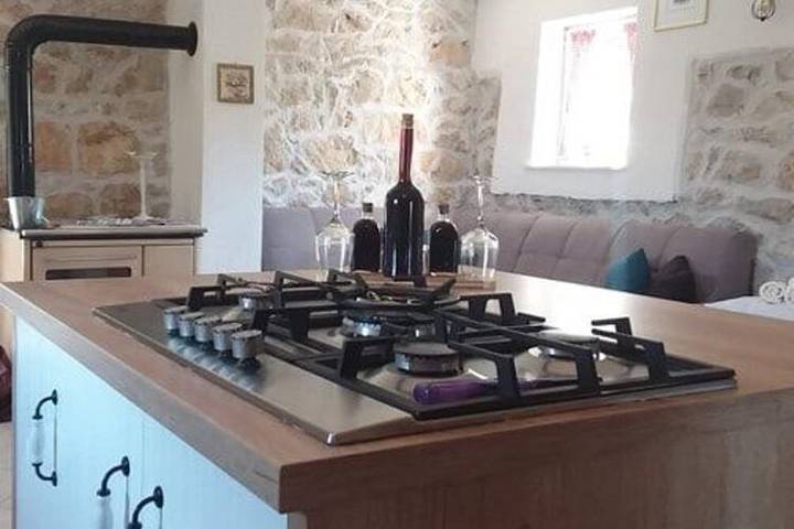 Holiday home Jadrić - Holiday home with  Pool in Dalmatinisches Zagora