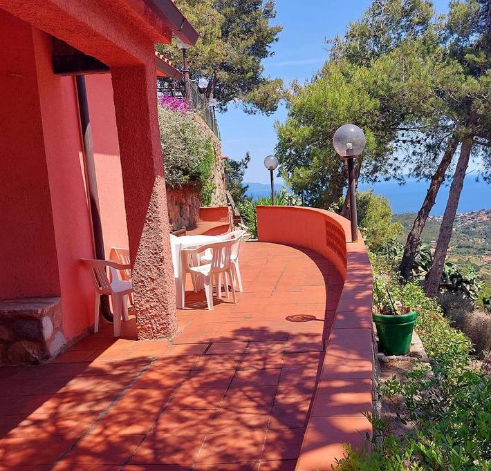 Appartamento per 3 persone, con giardino, con animali domestici in Rio nell'Elba