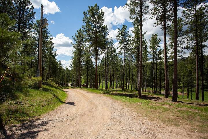 Vacation house for 8 people, with yard in South Dakota