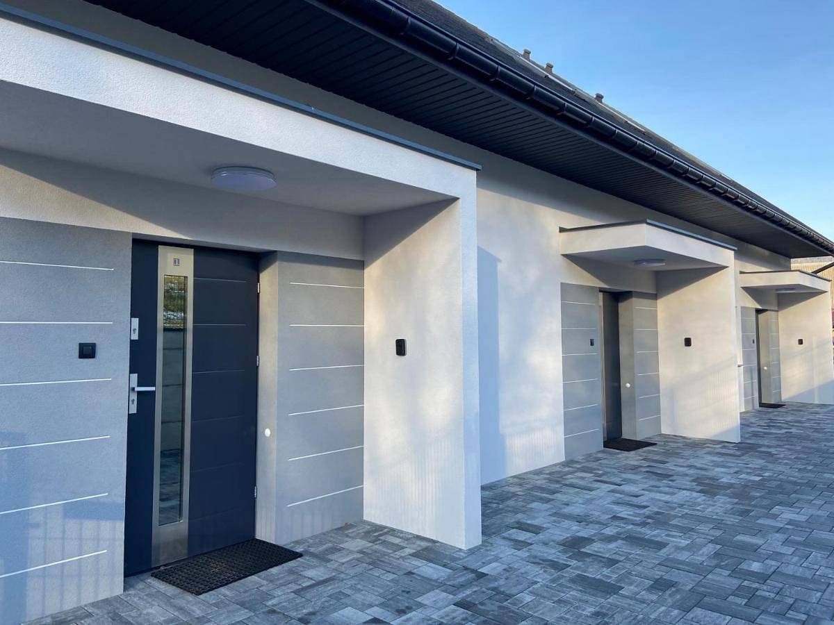 Cały apartament, 3 Jaskółki in Kasina Wielka, Małopolska