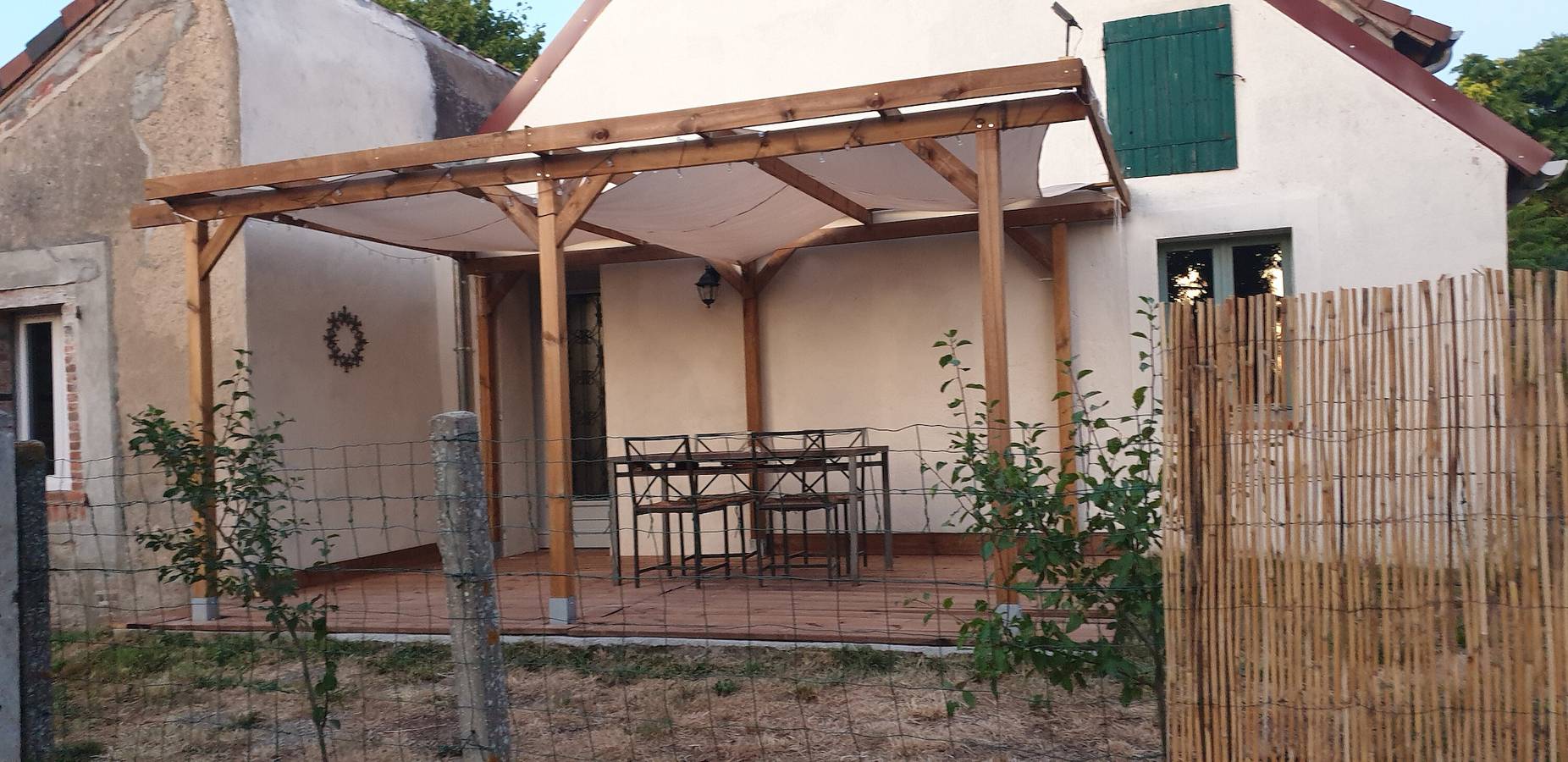 Ferienhaus 'Le Gîte De La Ferme Davitali' mit privater Terrasse, privatem Garten und Wlan in Saint-Désiré, Montluçon und Umgebung