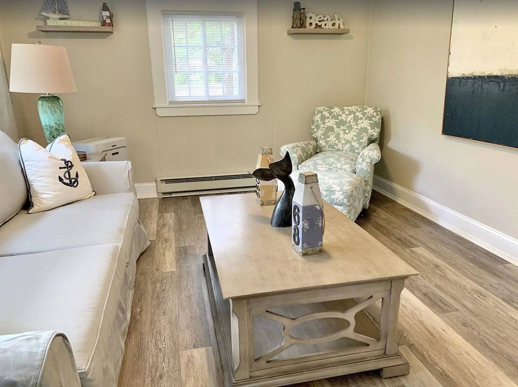 Awesome location downtown. Walk to the beach, marginal way in Ogunquit, York County