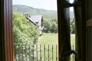 Gîte pour 6 personnes, avec vue et terrasse à Benasque