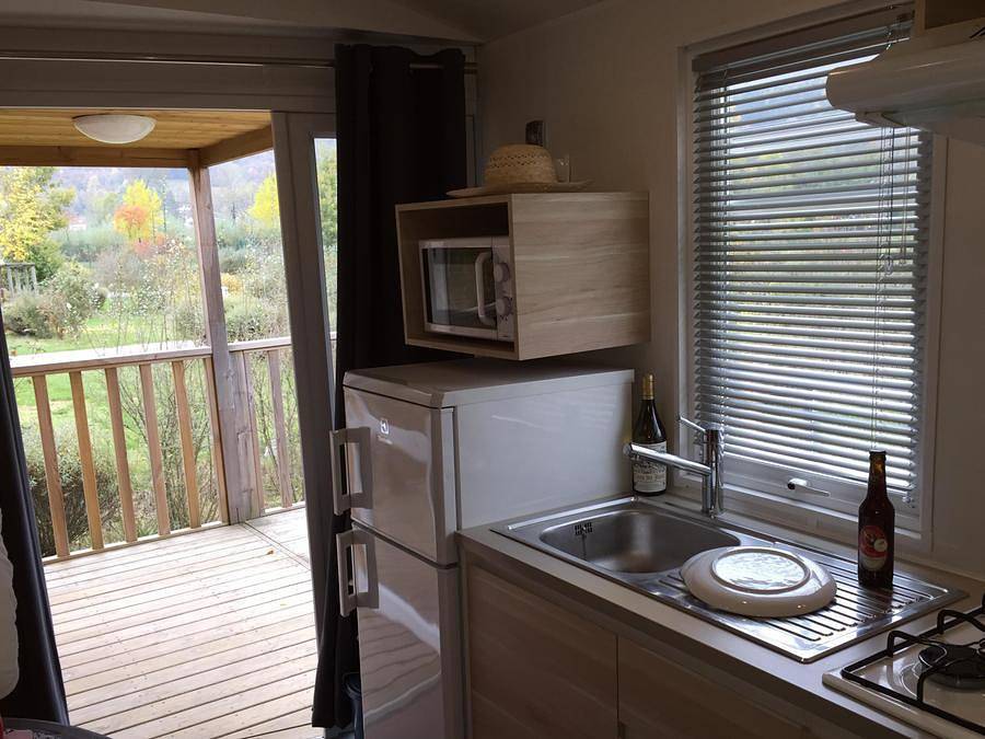 Camping  Ecologique La Roche d'Ully - Mobilhome 4 personas - Casa Rural Caborde in Ornans, Doubs (desambiguación)