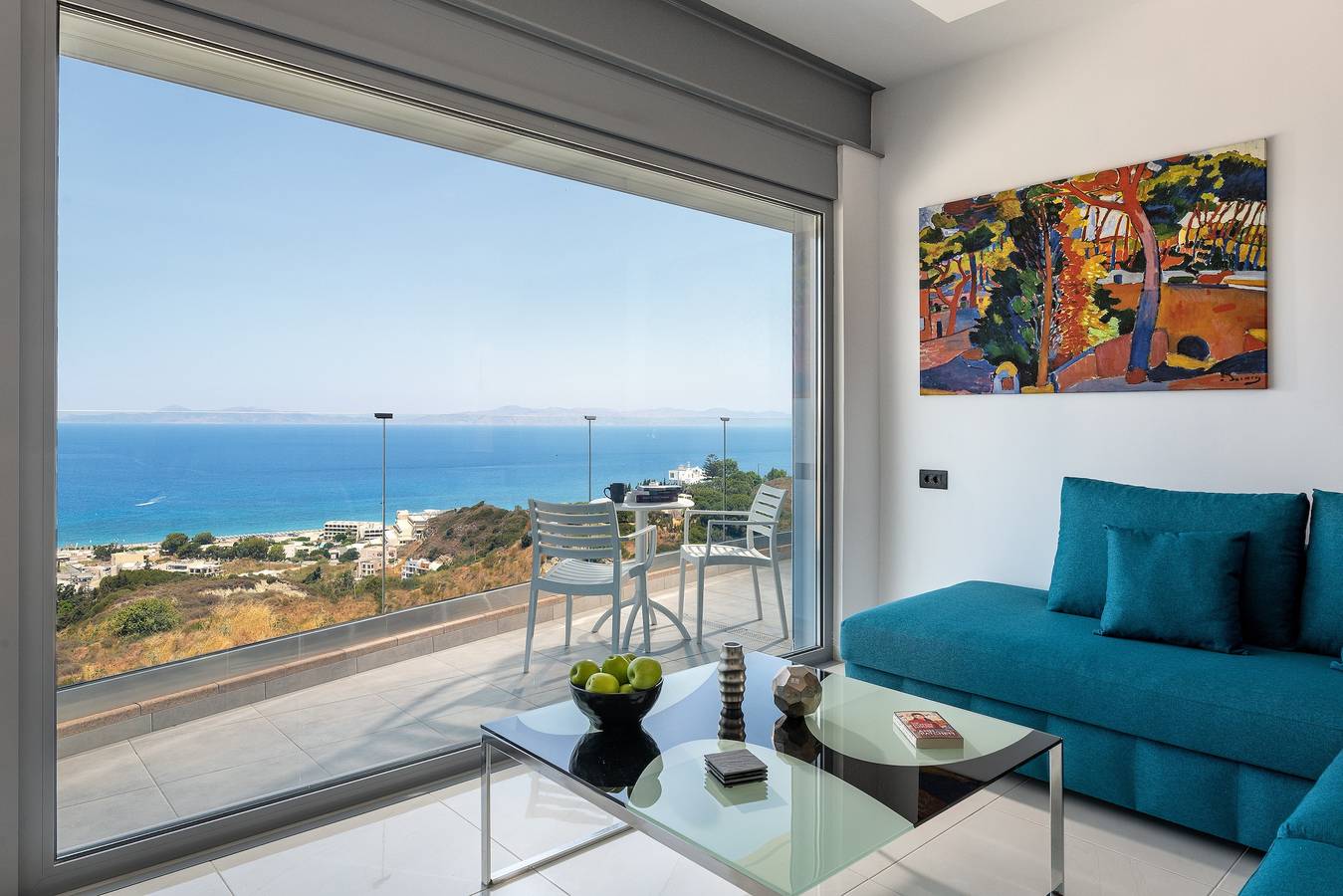 Ganze Wohnung, Rhodes Skyline Suite mit Whirlpool außerhalb der Tür und Meerblick in Rhodos Stadt, Rhodos