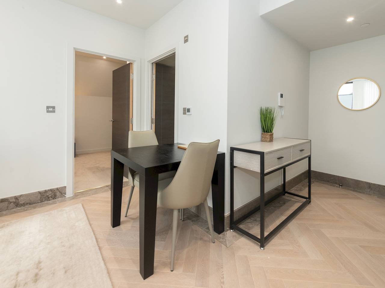 Apartamento entero, Stylish Central Flat with Private Rooftop Terrace | Pass the Keys in Reading, Berkshire