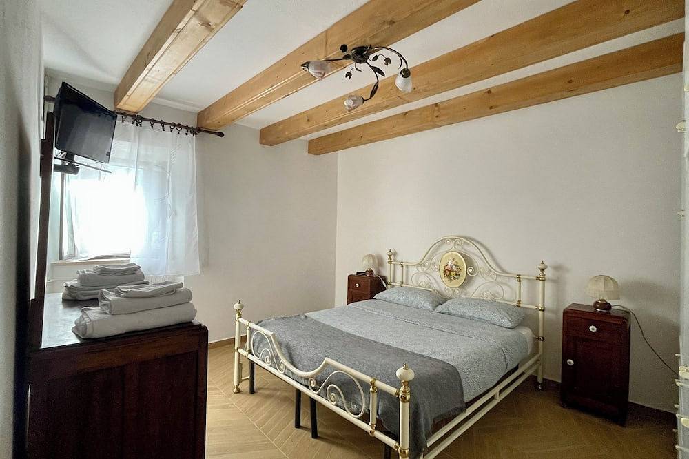 Tuscan House in the Green in Pieve Santo Stefano, Valtiberina