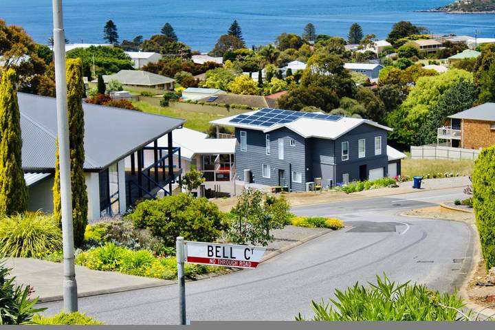 Holiday home for 8 people, with garden and terrace in Encounter Bay