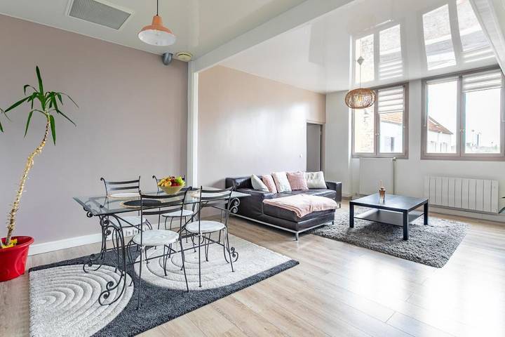 Gîte pour 8 personnes, avec vue et jardin, adapté aux familles à Senlis - 4