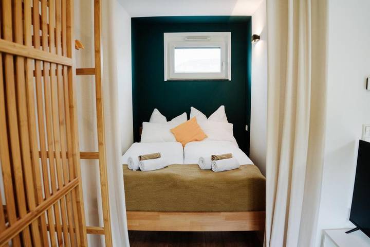 Ferienwohnung für 2 Personen, mit Balkon und Terrasse sowie Seeblick und Ausblick in Jena - 3