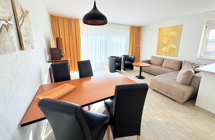 Ganze Wohnung, Ferienwohnung 50 – Familienfreundlich, Haustiere erlaubt, mit Terrasse und Wlan in Buschvitz, Bergen auf Rügen und Umgebung