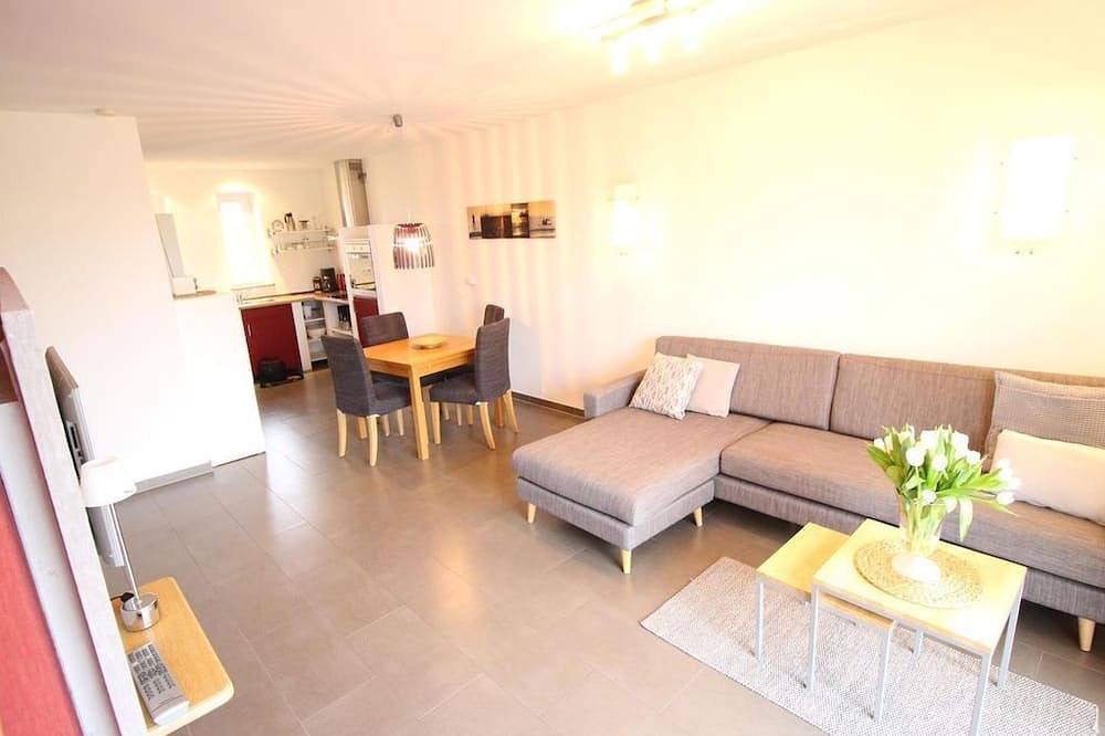 Ganze Wohnung, Appartement 2 - Ferienwohnung unter Reet in Westerhever, Eiderstedt