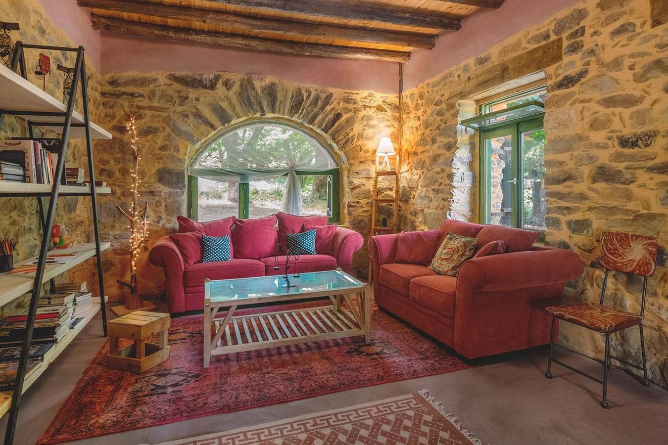 Maison de vacances 'Hani Kastania - Chania Retreat' avec vue sur la montagne, terrasse et jardin privés in Région de la Canée