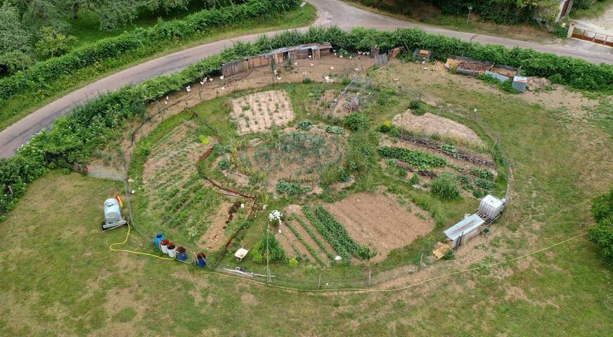 Gîte pour 4 personnes, avec terrasse et jardin dans Yonne - 3