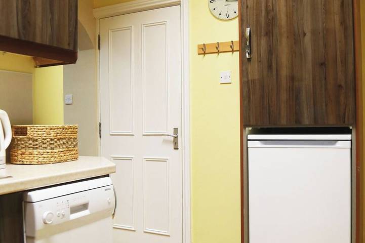 Appartement de vacances pour 3 personnes, avec terrasse ainsi que jacuzzi et jardin