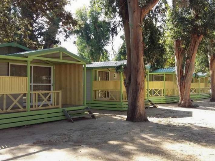 Gîte pour 5 personnes, avec terrasse et piscine à Aregno