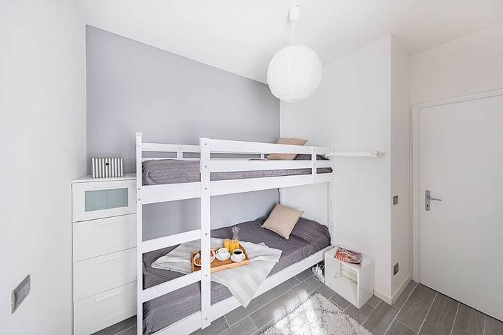 Appartamento intero, Moderno appartamento in residence con piscina in Colombare, Sirmione