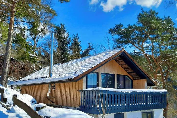 Ferienhaus für 2 Personen, mit Balkon und Garten in Hatzfeld