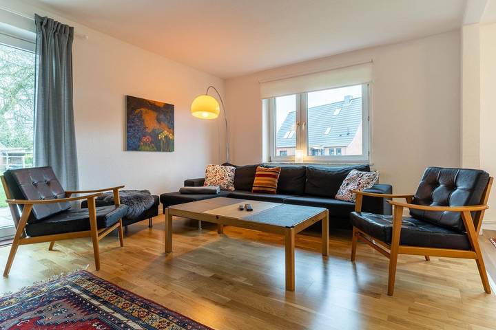 Ferienhaus für 7 Personen, mit Terrasse und Garten in Garding