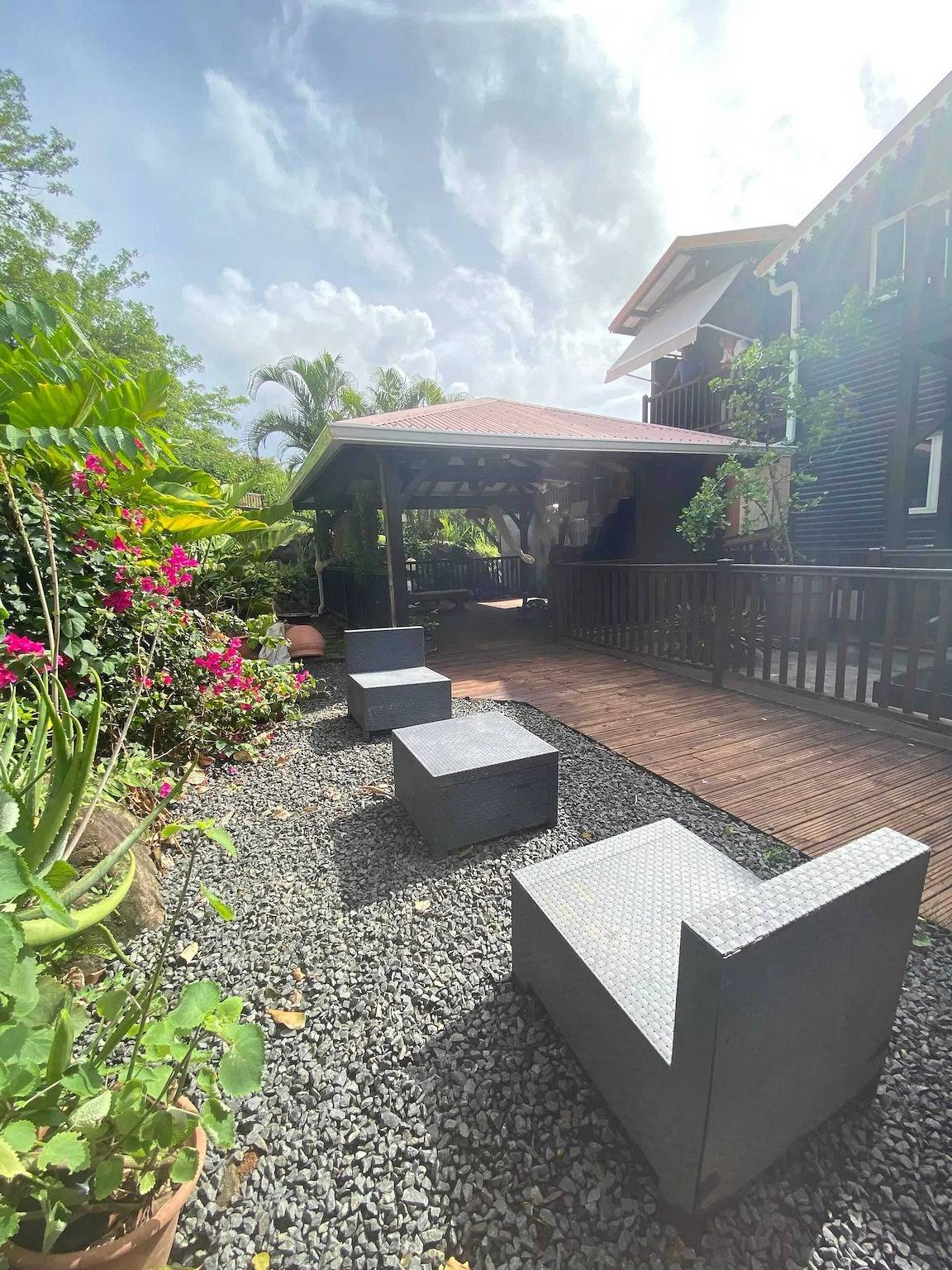 Apartamento entero, Apartamento de 2 habitaciones en Ducos, 70 m², jardín in Ducos (Martinica), Martinica