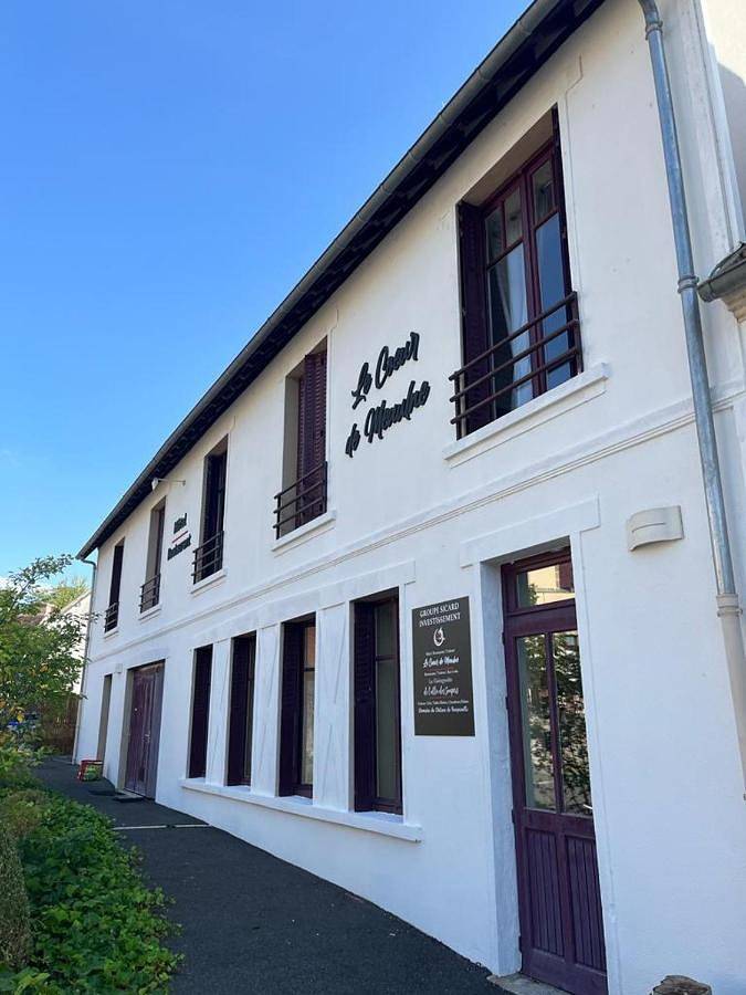 Hôtel pour 16 personnes, avec terrasse