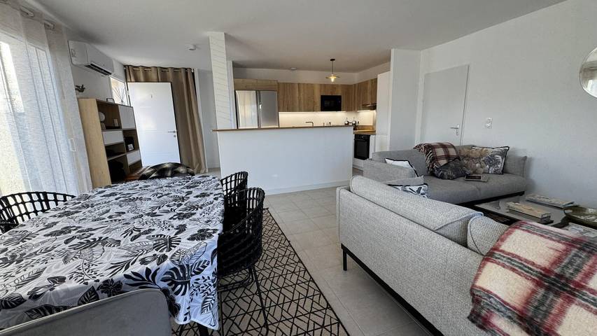 Gîte pour 6 personnes, avec jardin et terrasse dans Lac de Léon - 2