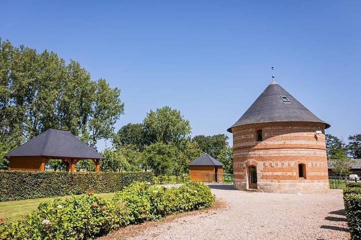 Location de vacances pour 6 personnes, avec terrasse et jardin à Héberville