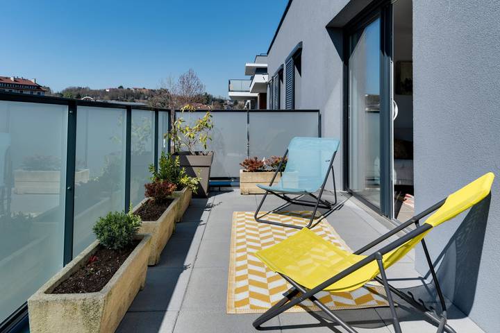 Entire apartment, Origami - T3 new & cozy 2 steps from the center of Annecy with Wifi & 🅿️ in Cran-Gevrier, Annecy (commune)
