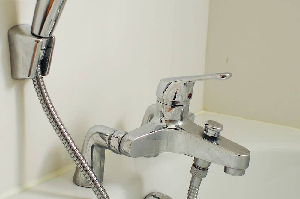 Beautiful traditional house in the heart of the Pessac Leognan in Léognan, Bordeaux region