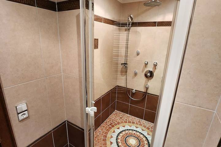 Ferienhaus für 8 Personen, mit Sauna und Garten in Sankt Ulrich am Pillersee - 3