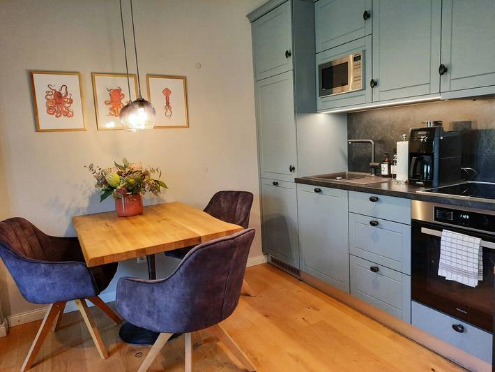 Ganze Wohnung, Ostfriesland-Chic: Ferienappartement in Landhaus mit Privatsee in Friedeburg, Landkreis Wittmund