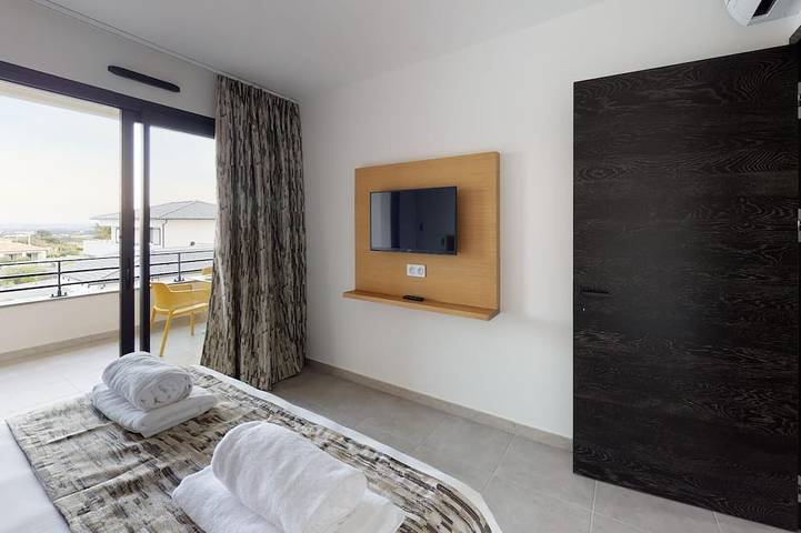 Gîte pour 4 personnes, avec piscine ainsi que terrasse et jardin à Vescovato - 3