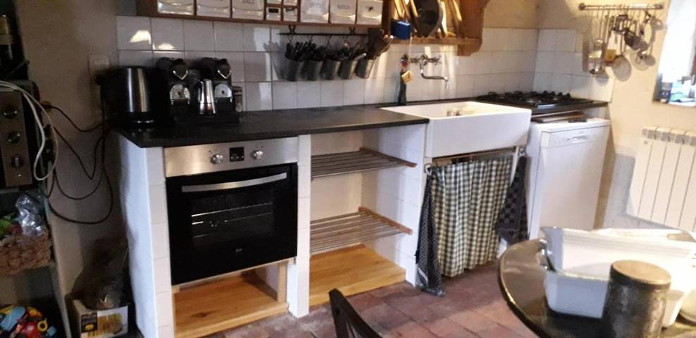 Location de vacances pour 12 personnes, avec vue ainsi que piscine et jardin, animaux acceptés à Crux-la-Ville - 4