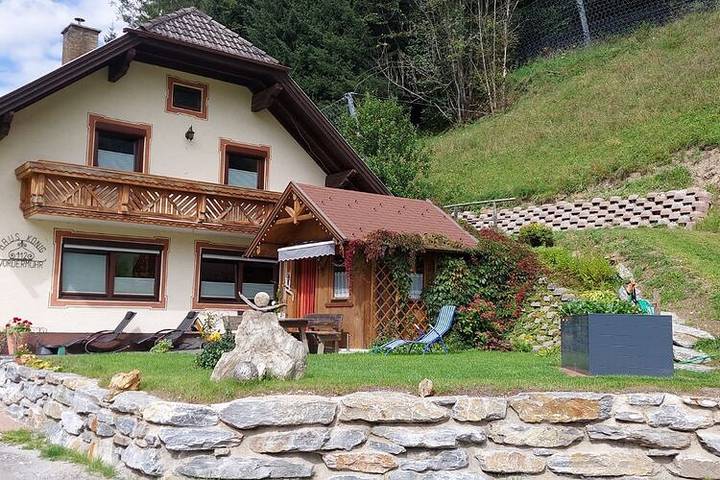 Ferienwohnung für 4 Personen, mit Garten und Terrasse im Lungau