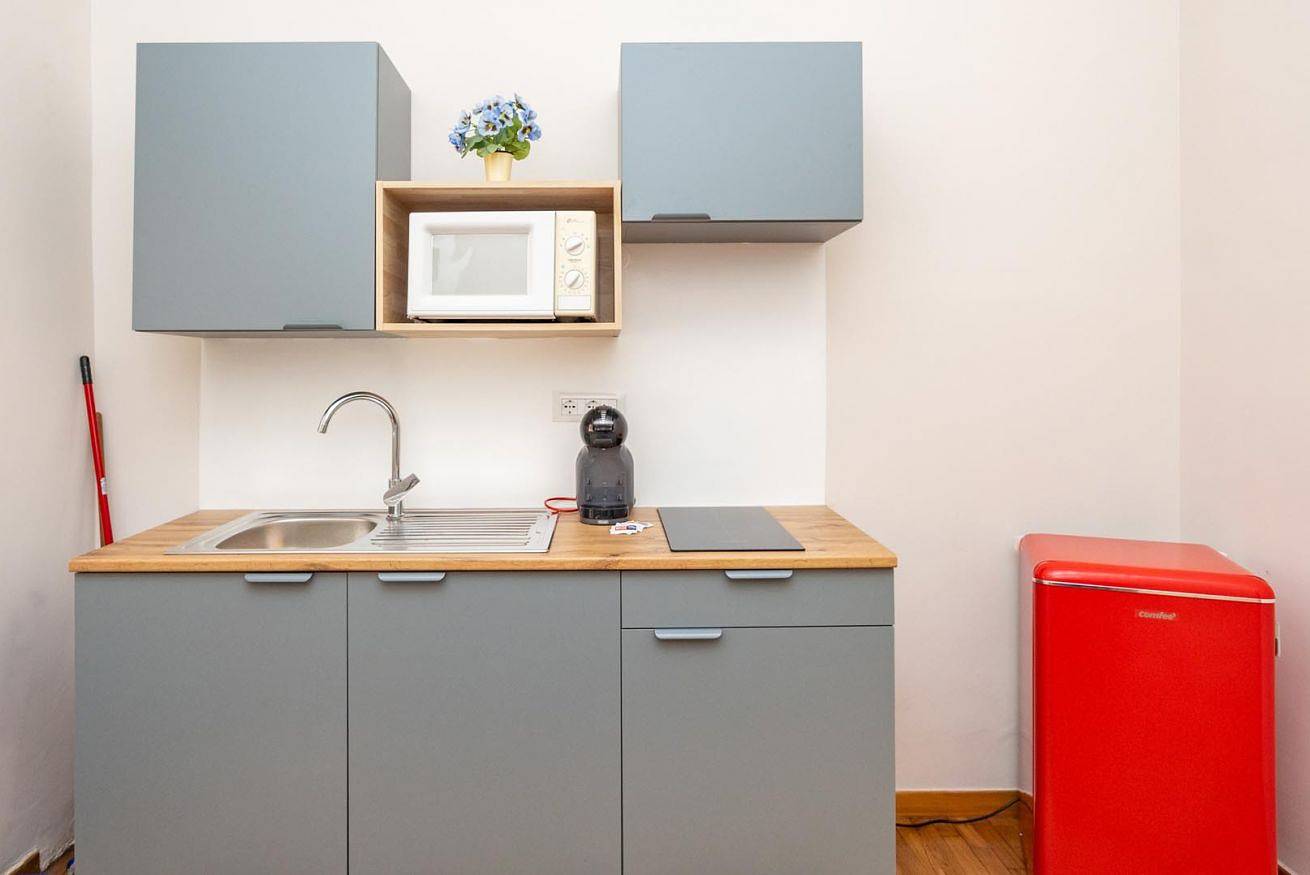 Appartamento intero, House Dafal by Rentbeat  in Guidonia Montecelio, Provincia di Roma