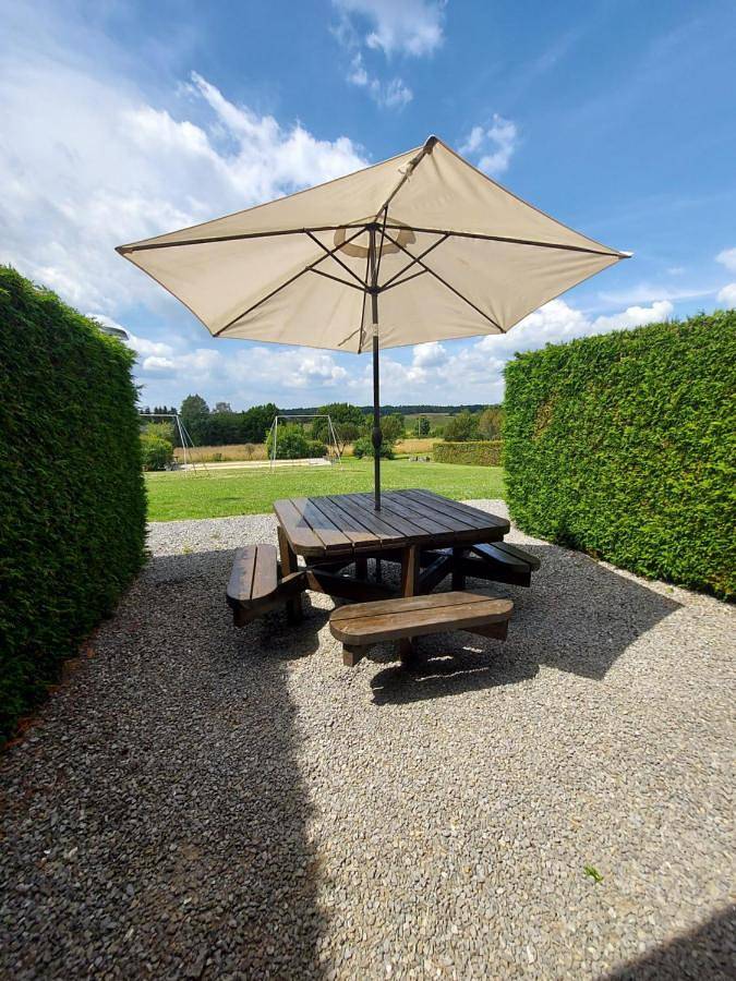 Gîte pour 4 personnes, avec jardin et vue à Hotton - 4