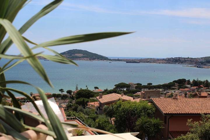 Location de vacances pour 6 personnes, avec vue et terrasse à Formia - 3