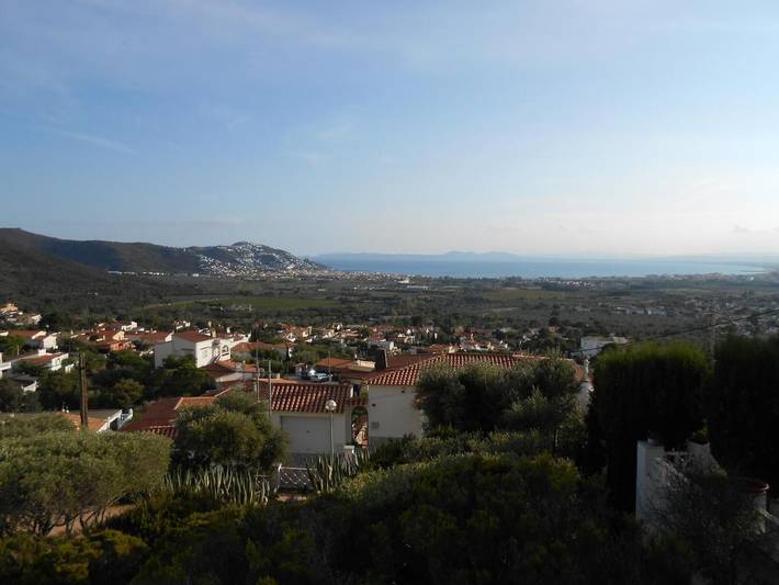 Casa rural para 7 personas, con Terraza además de Jardín y Piscina en Vilajuiga - 3