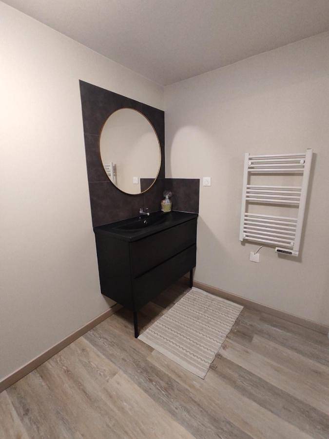 Gîte pour 2 personnes, avec vue et terrasse à Le Pertuis - 4