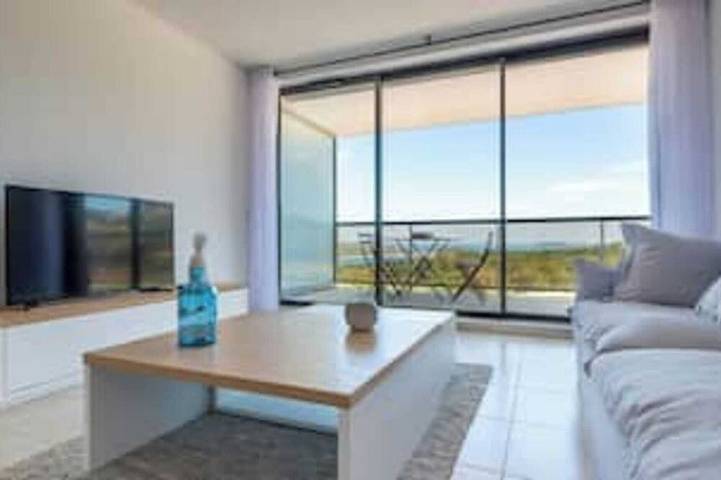 Gîte pour 4 personnes, avec piscine dans Plage Cala Rossa - 2