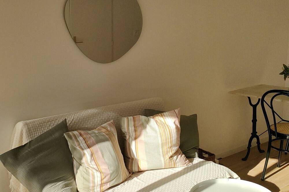 Ganze Wohnung, Charmant T2 Avec Jardinet au Coeur de Velaux in Velaux, Aix-en-Provence und Umgebung