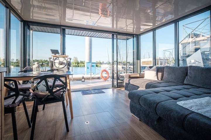 Ferienwohnung für 6 Personen, mit Balkon in Rijnwaarden