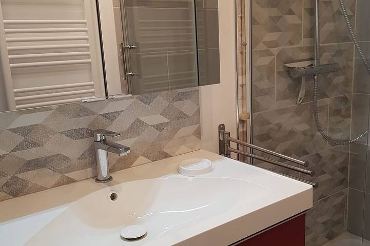 Gîte pour 6 personnes, avec balcon, animaux acceptés à Praz de Lys - 3